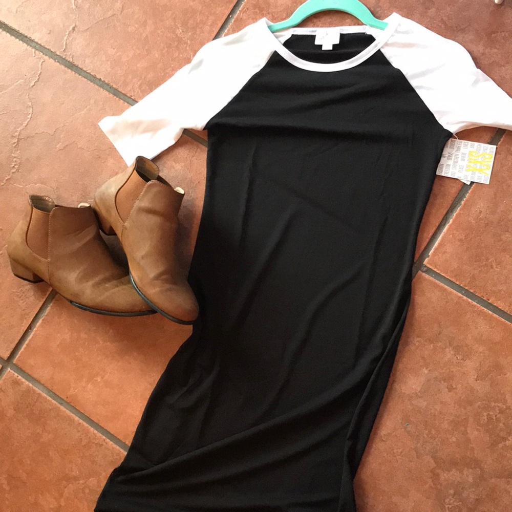 Julia XXS- Lularoe